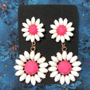 Daisy dangle pierced earrings